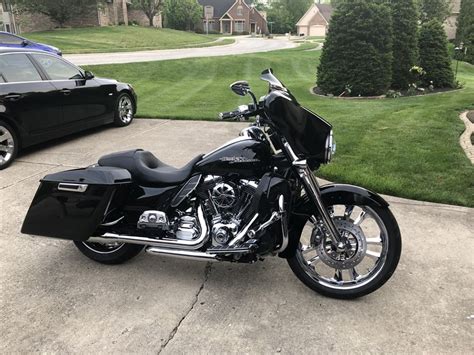 central MI motorcyclesscooters - by owner - craigslist 16,500 Aug 3 REDUCED 2015 Harley Davidson Ultra Limited Low 16,500 (Clare) 1,200 Aug 2 1985 honda vt500c 1,200 (Mount Pleasant) 1,000 Aug 2 1982 Honda Silverwing gl500 interstate 1,000 (Mount Pleasant) 5,000 Aug 2 1994 Goldwing 5,000 (Irons) 5,200 Aug 2. . Used motorcycles for sale by owner in michigan